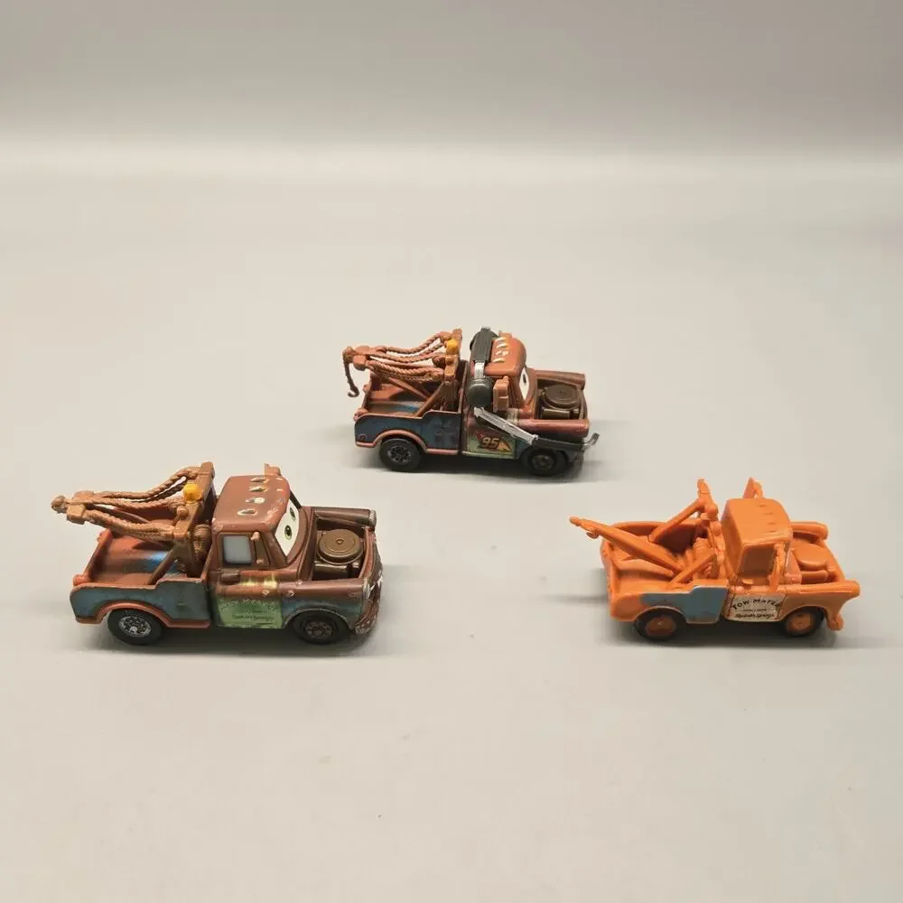 Disney Pixar Cars Tow Mater Lot Of 3 Race Team/Radiator Springs